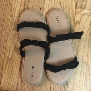 Torrid size 8W black sandals